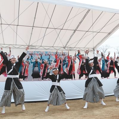 YOSAKOIステージ 4月5日(日) 10:10～10:40、12:10～12:40